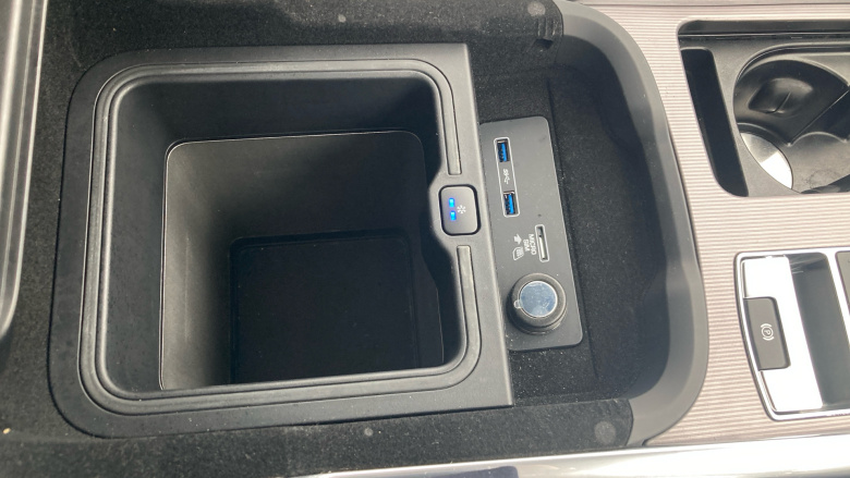 Land Rover Range Rover Sport 3.0 D300 HSE 5dr Auto Diesel Estate